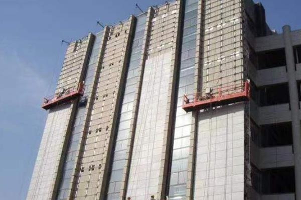 沈陽(yáng)電動(dòng)吊籃的高度使用限制：確保施工安全，遵循規(guī)定操作